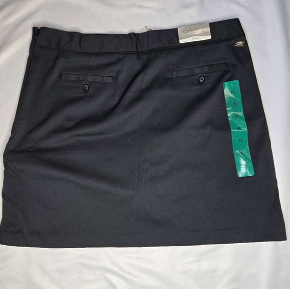 Greg Norman Black Golf Skort – Size 12, Adjustable Comfort Waist, Slash Pockets - Picture 5 of 8